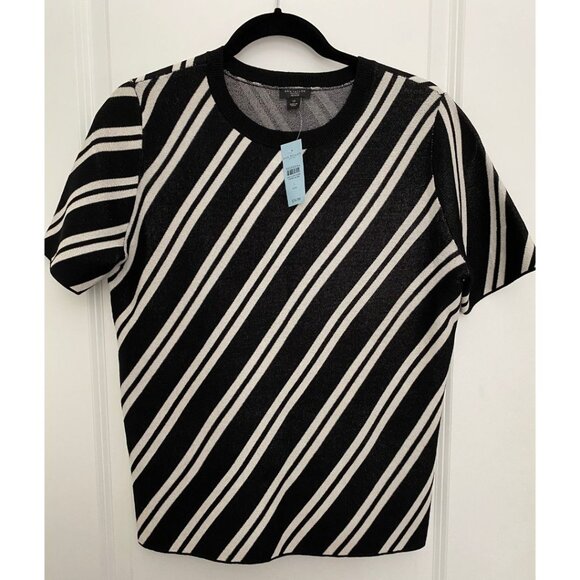 NWT Ann Taylor Black White Diagonal Stripe Short Sleeve Sweater Size Large Petit - Picture 1 of 5
